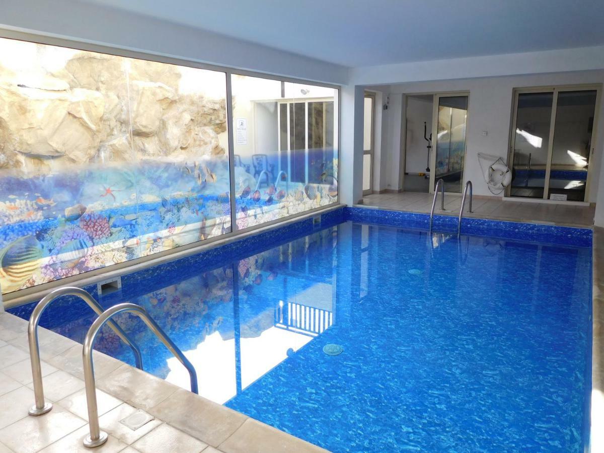 Vanessa 2 Bedroom Apartment Paphos ภายนอก รูปภาพ